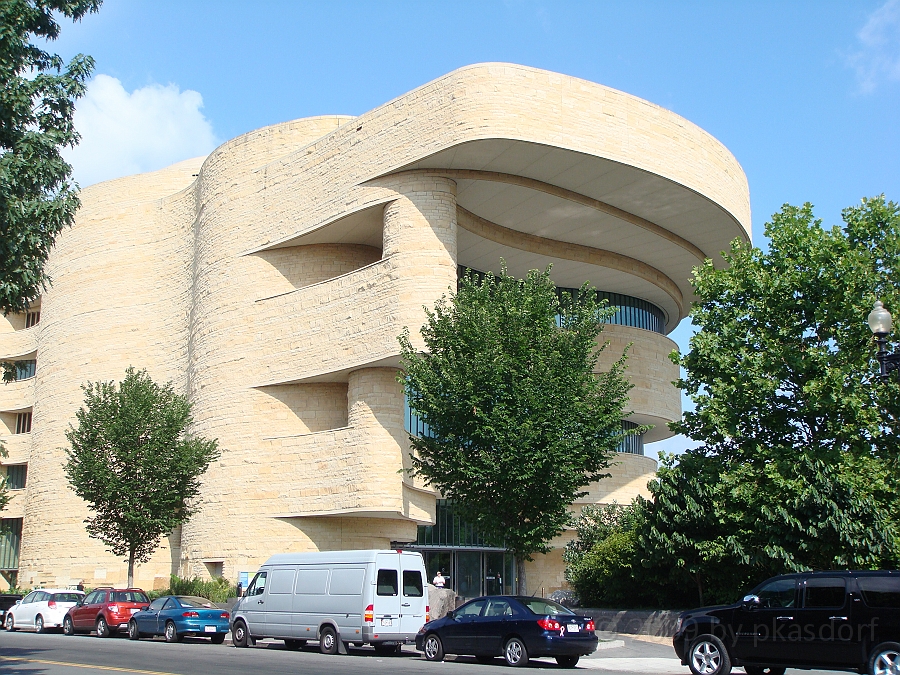 Washington DC [2009 July 04] 019.JPG - Scenes from The National Museum of the American Indian